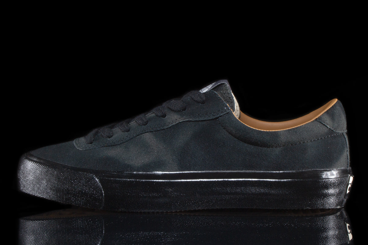 VM001 Cloudy Suede Lo