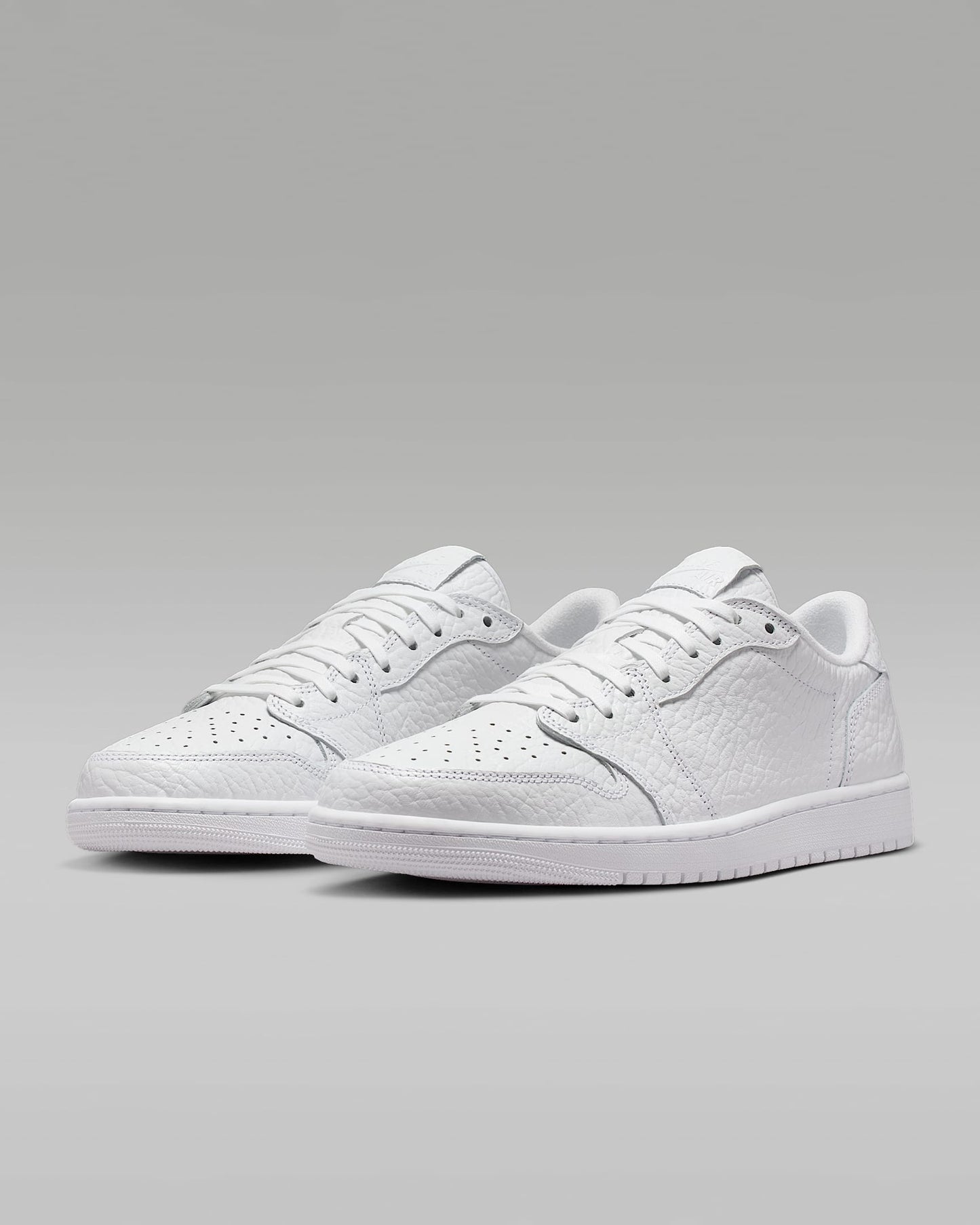 Nike Men's Air Jordan 1 Retro Low Shoes - All White