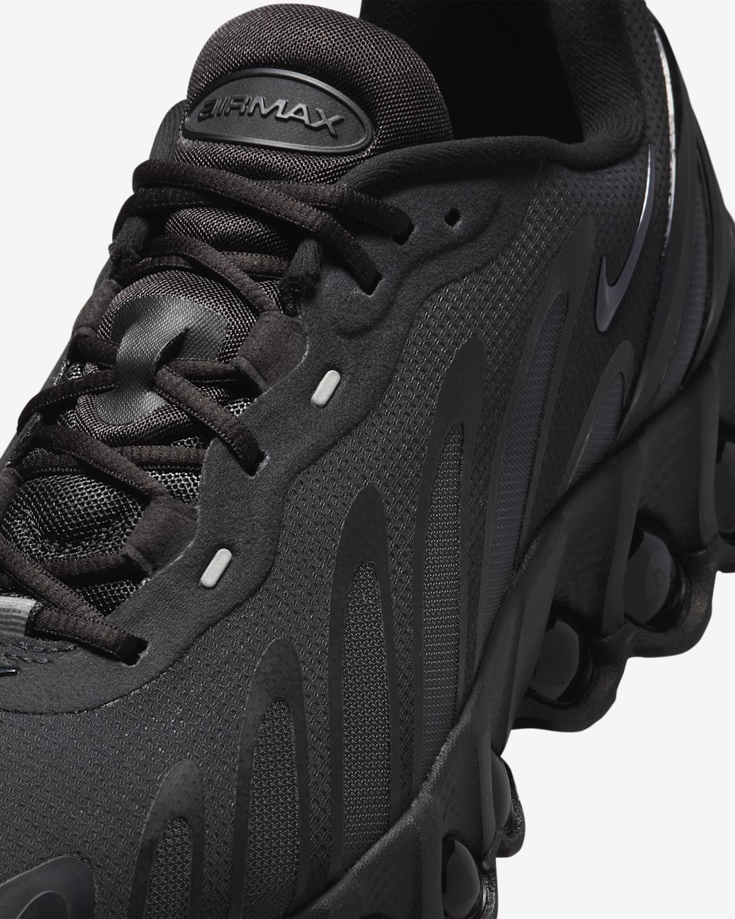 Nike Men's Air Max Dn8 Shoes - Black / Anthracite