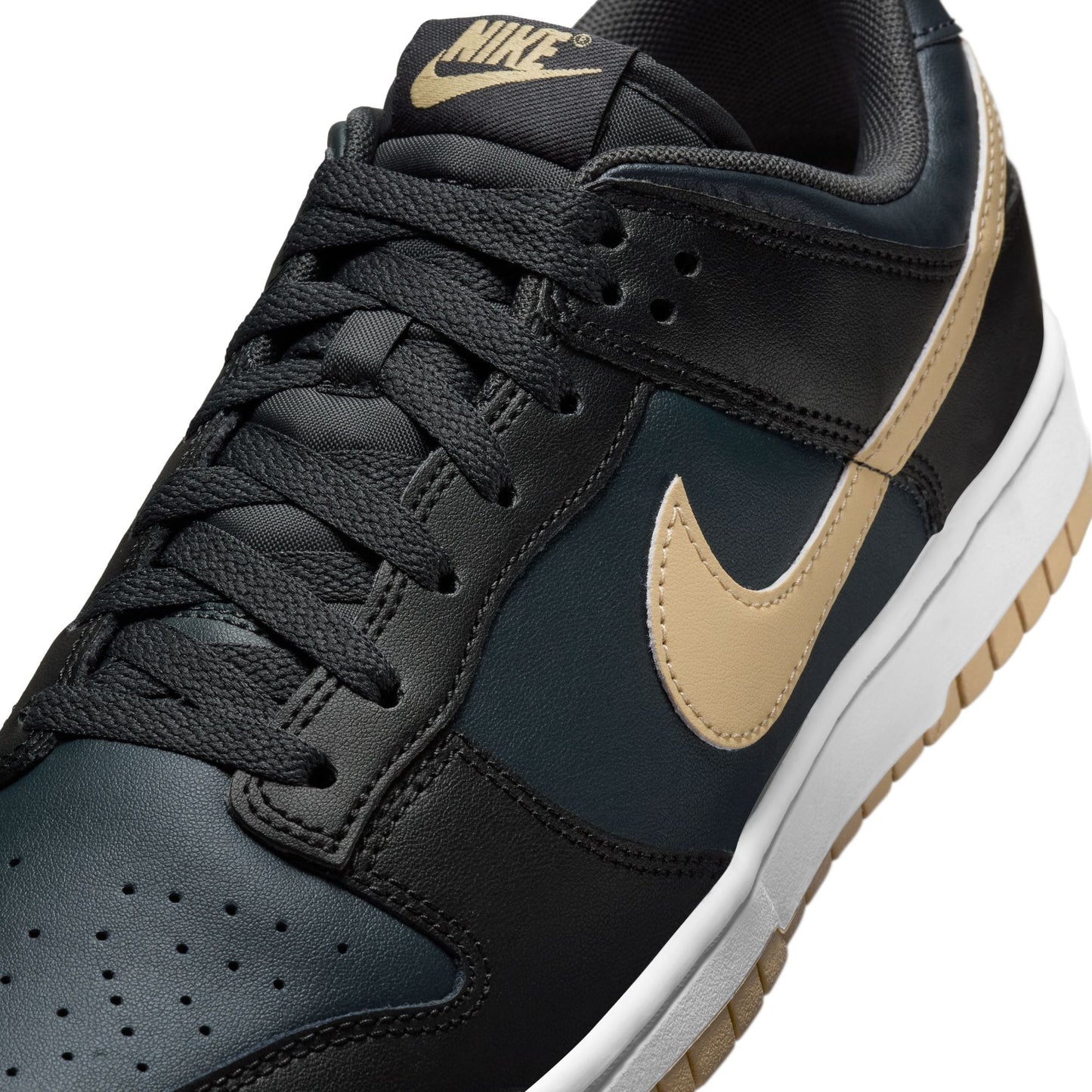 Nike Dunk Low Retro Sesame