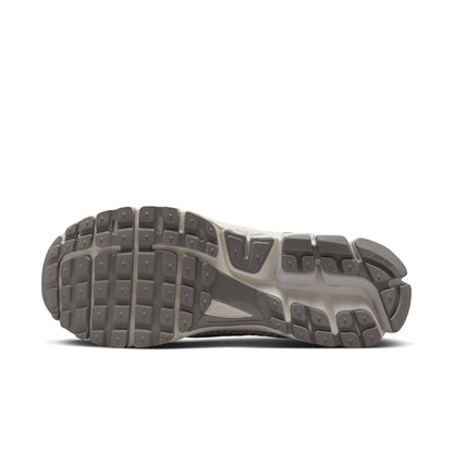 Men's Nike Zoom Vomero 5