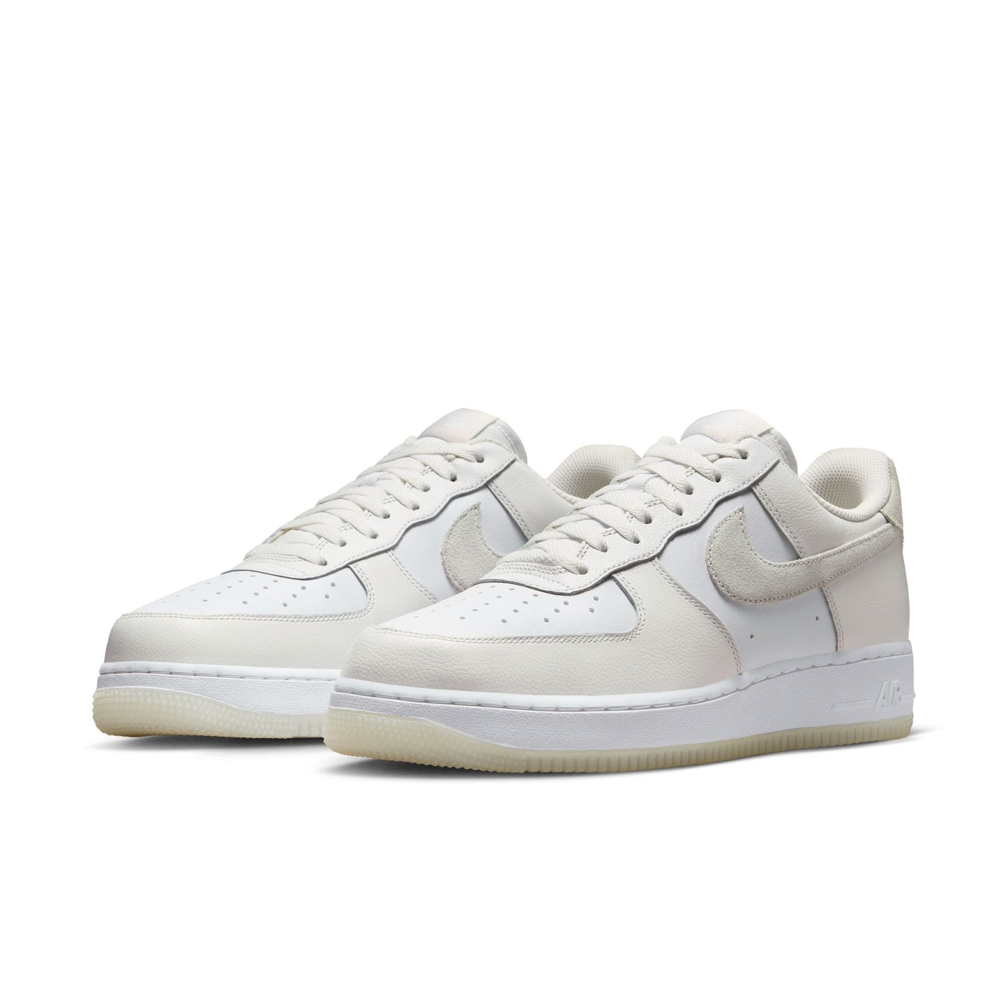 Nike Air Force 1 Low '07 LV8