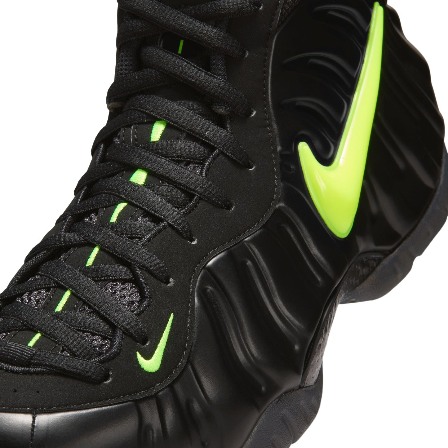 Nike Air Foamposite Pro Voltage ⚡️