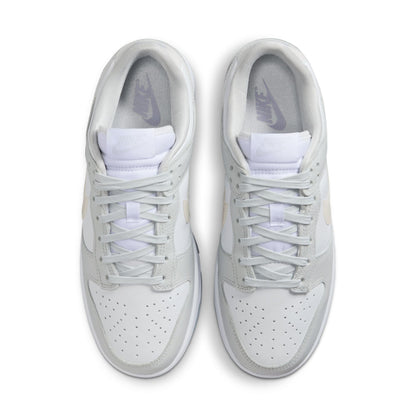 WMNS Nike Dunk Low