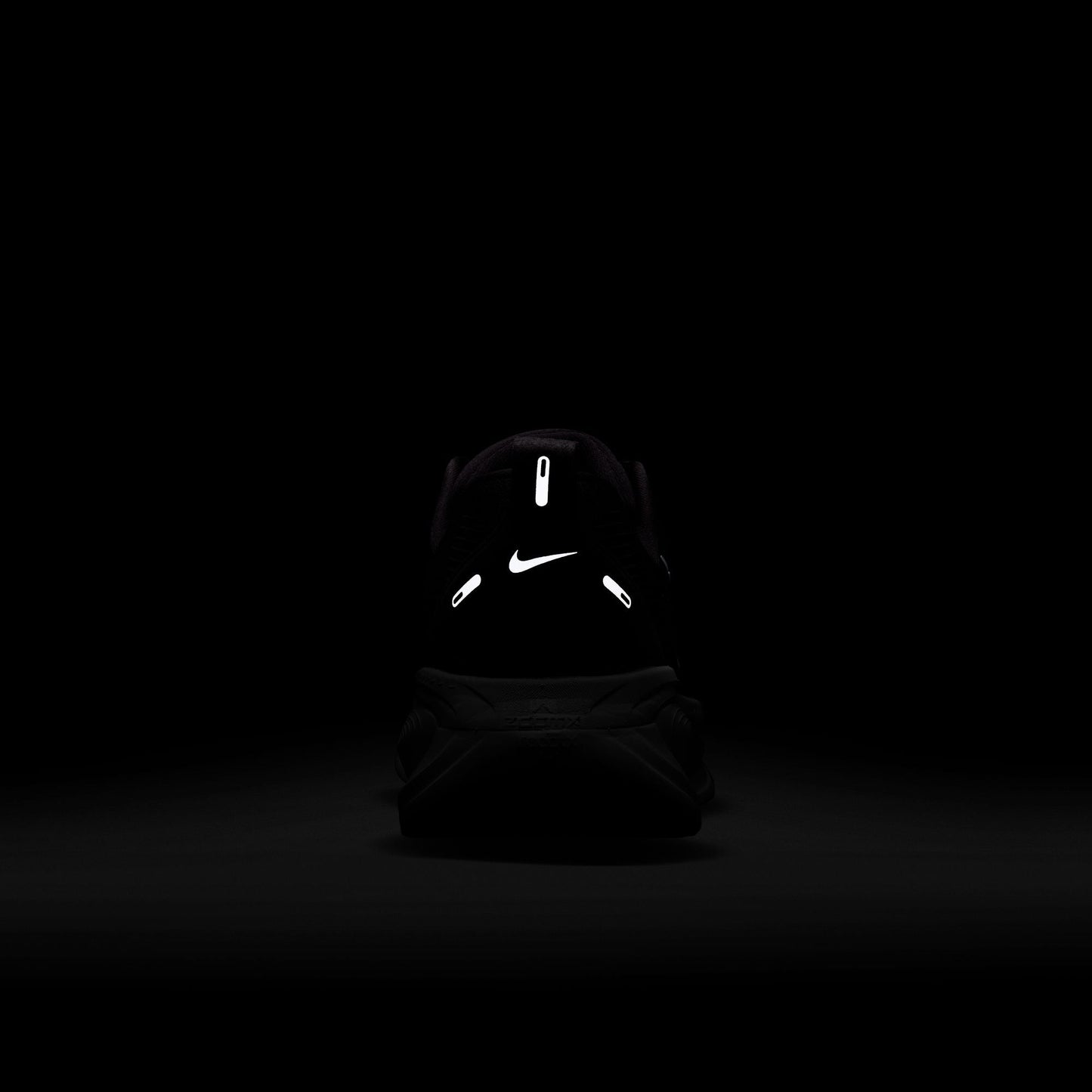 Men's Nike Zoom Vomero 18