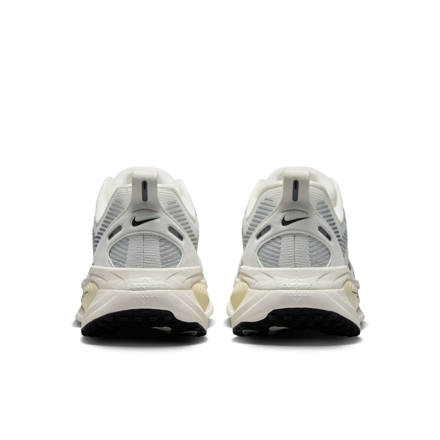 WMNS Nike Zoom Vomero 18