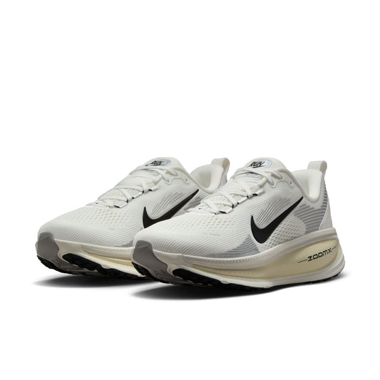 WMNS Nike Zoom Vomero 18