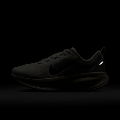 WMNS Nike Zoom Vomero 18