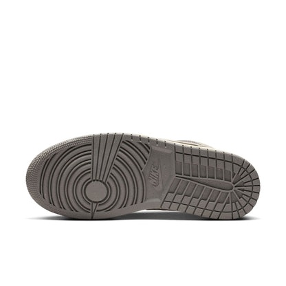 WMNS Nike Air Jordan 1 Retro Low SE
