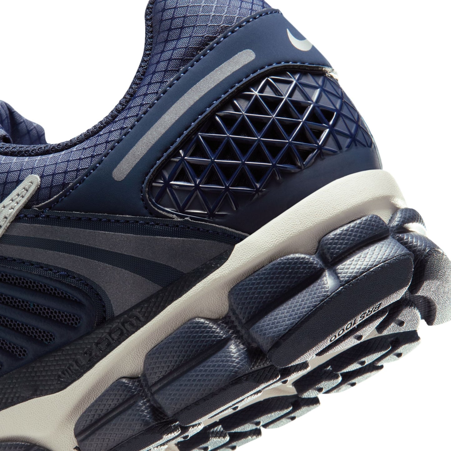 Nike Zoom Vomero 5 SE
