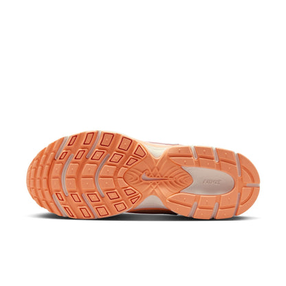 WMNS Nike V5 RNR Hot Lava