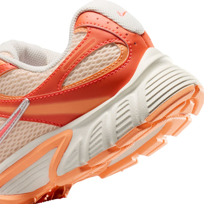 WMNS Nike V5 RNR Hot Lava