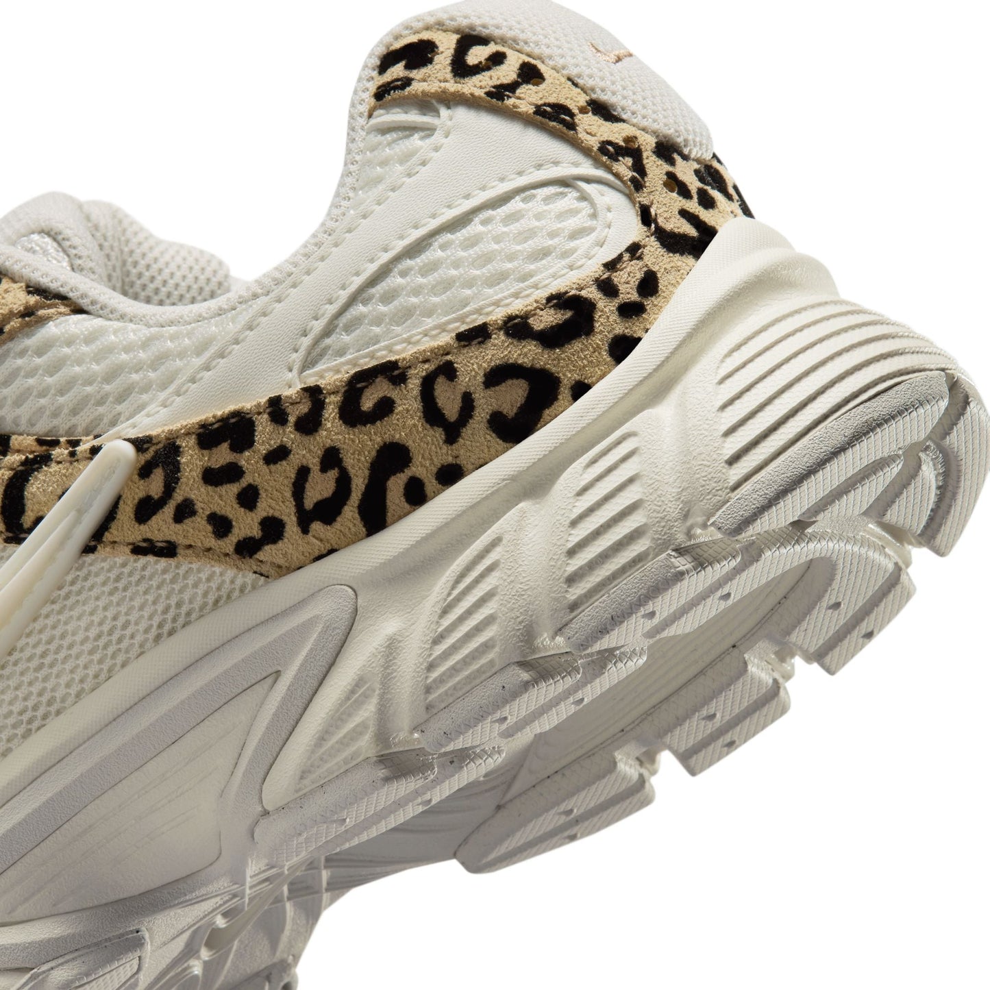WMNS Nike V5 RNR Suede Leopard