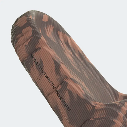 Adidas Men's Adilette 22 Slides - Clay Strata / Earth Strata / Core Black