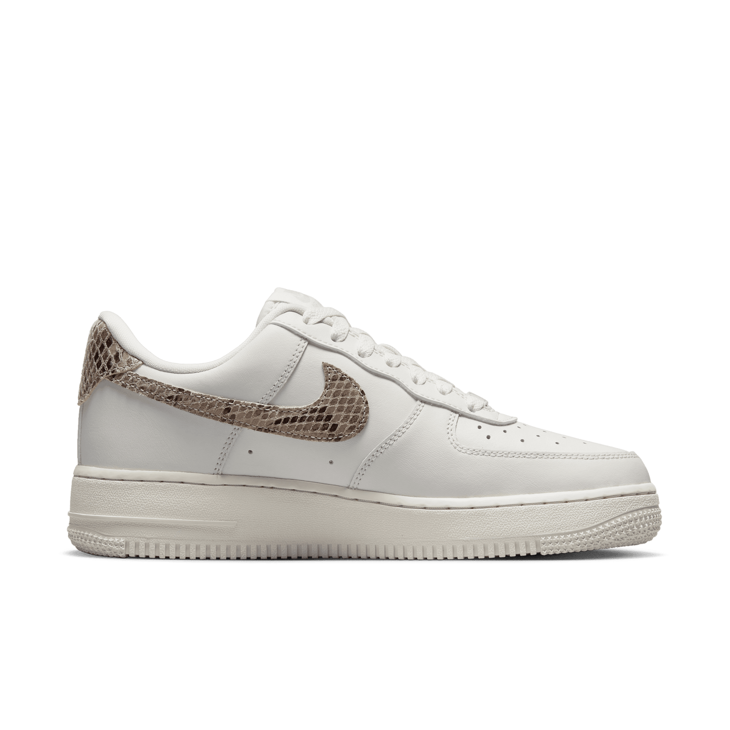 WMNS Nike Air Force 1 '07