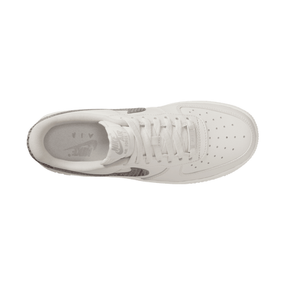 WMNS Nike Air Force 1 '07