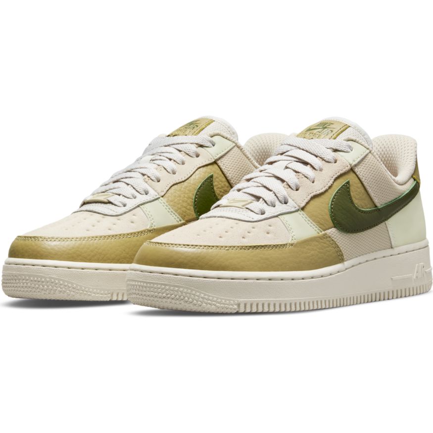WMNS Nike Air Force 1