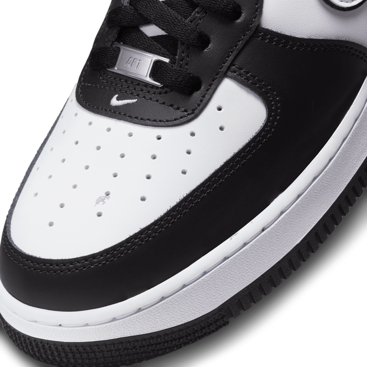 Nike Air Force 1 '07 Low Panda 🐼