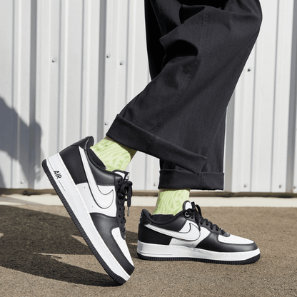 Nike Air Force 1 '07 Low Panda 🐼