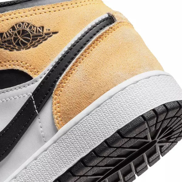 Nike Kids' Air Jordan 1 Mid SE Shoes - Magic Ember / White / Black / Sundial