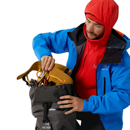 DM Arc'teryx PRO Practitioner AR Hoody