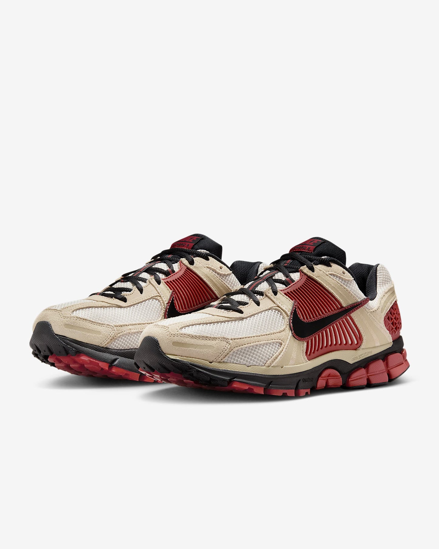 Nike Men's Zoom Vomero 5 Shoes - Desert Khaki / Light Orewood Brown / Mars Stone / Black
