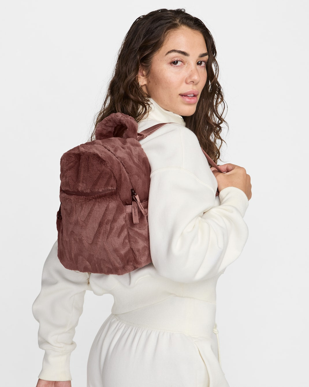 Nike Women's Nike Sportswear Futura Backpack - Red Sepia / Red Sepia / Red Sepia