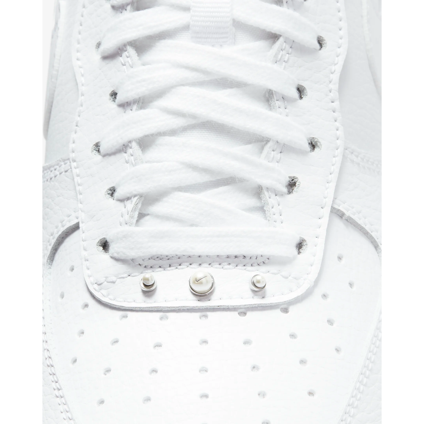 Nike Women's Air Force 1 '07 SE Shoes - White / Metallic Silver / Black