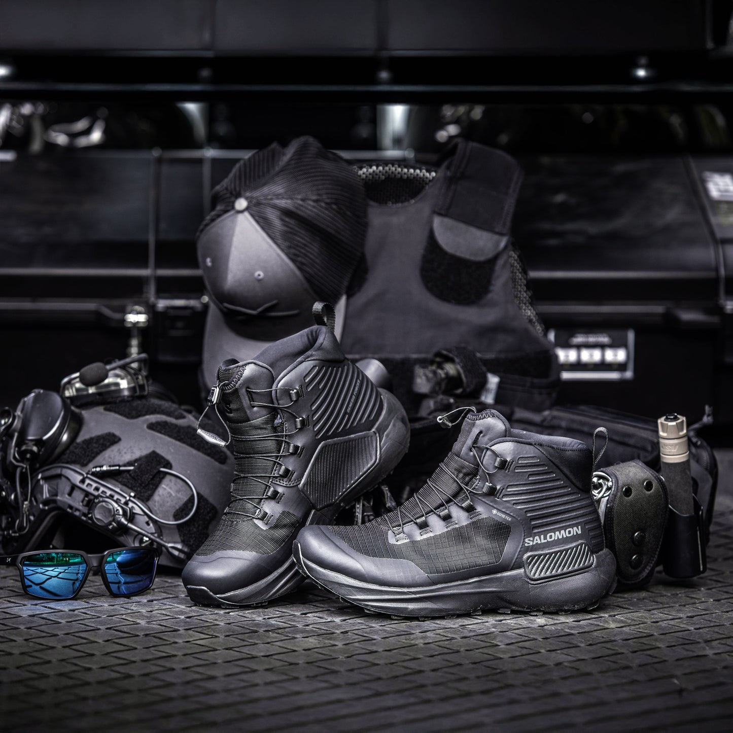 Salomon Genesis Forces Mid (Gore-Tex and Standard Versions)