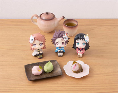Demon Slayer - Makomo Lookup PVC Figure