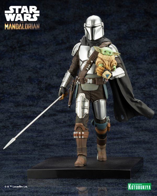 The Mandalorian - 1/7 Mandalorian and Grogu With Beskar Staff Figure