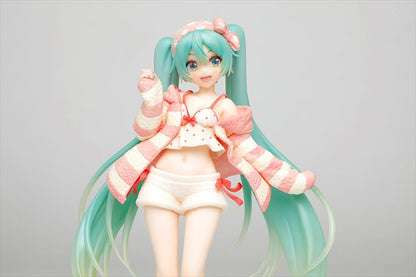 Vocaloid - Hatsune Miku Costumes Roomwear Ver. Figure