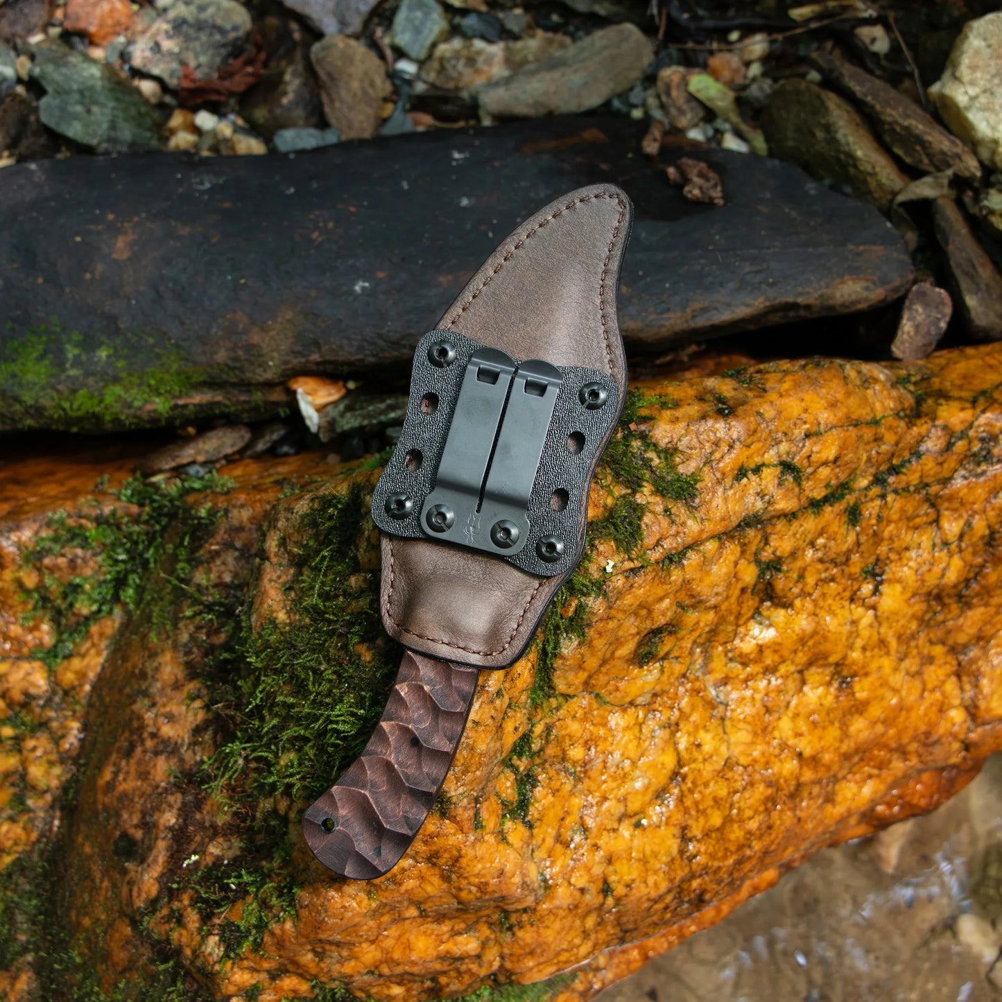 Winkler Knives Belt Knife- Walnut Sculpted