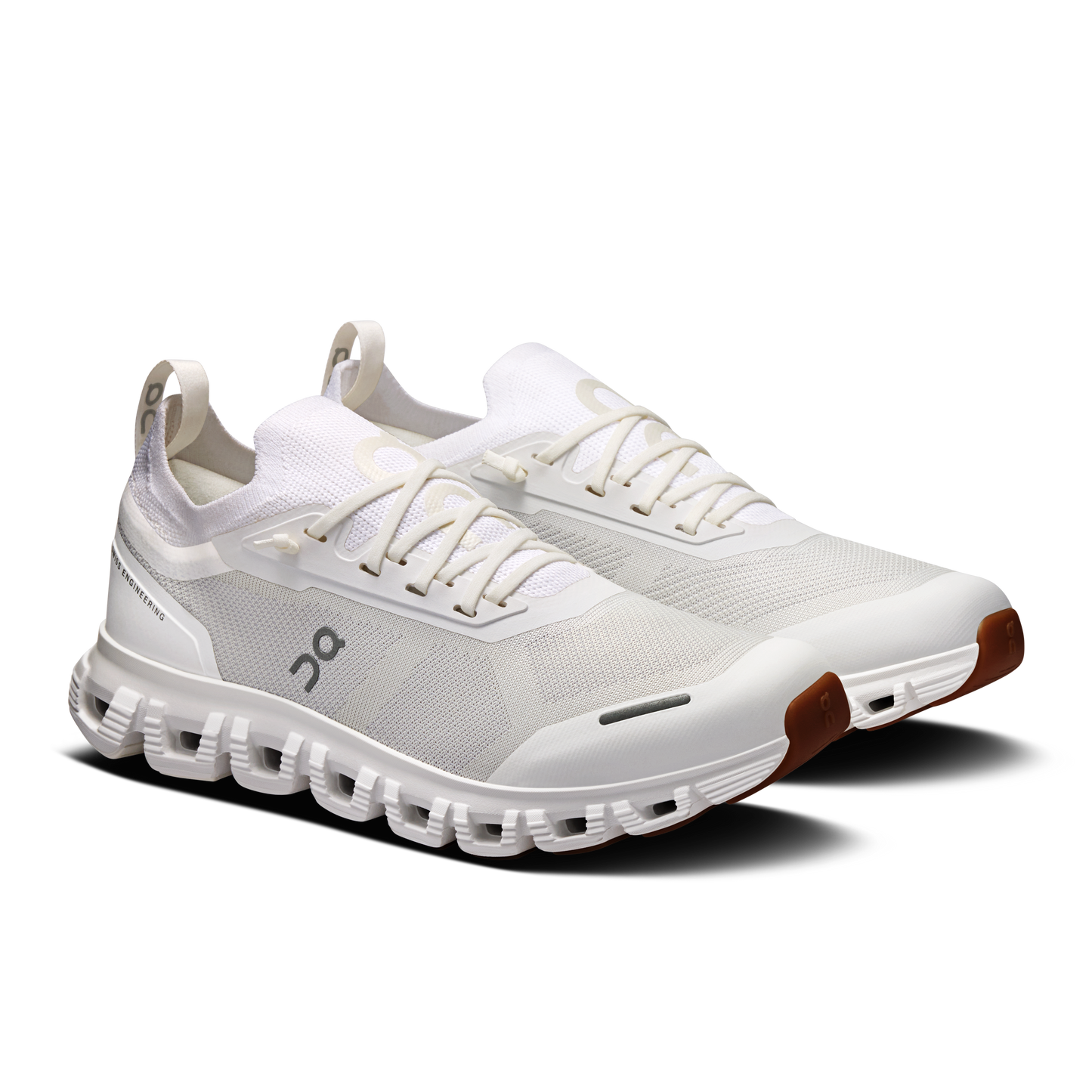 On Running Women's Cloud 6 Versa Shoes - White / White