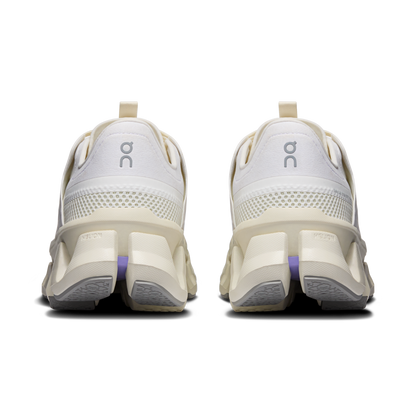 On Running Women's Cloudswift Amp Shoes - Ivory / Ghost