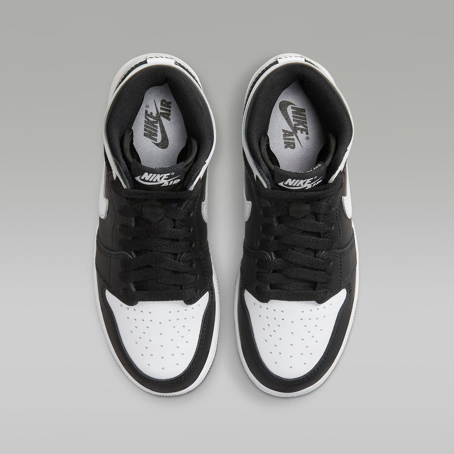 Nike Kids' Air Jordan 1 High OG Shoes - Black / White