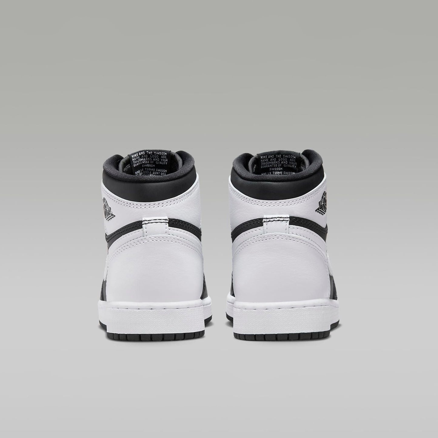 Nike Kids' Air Jordan 1 High OG Shoes - Black / White