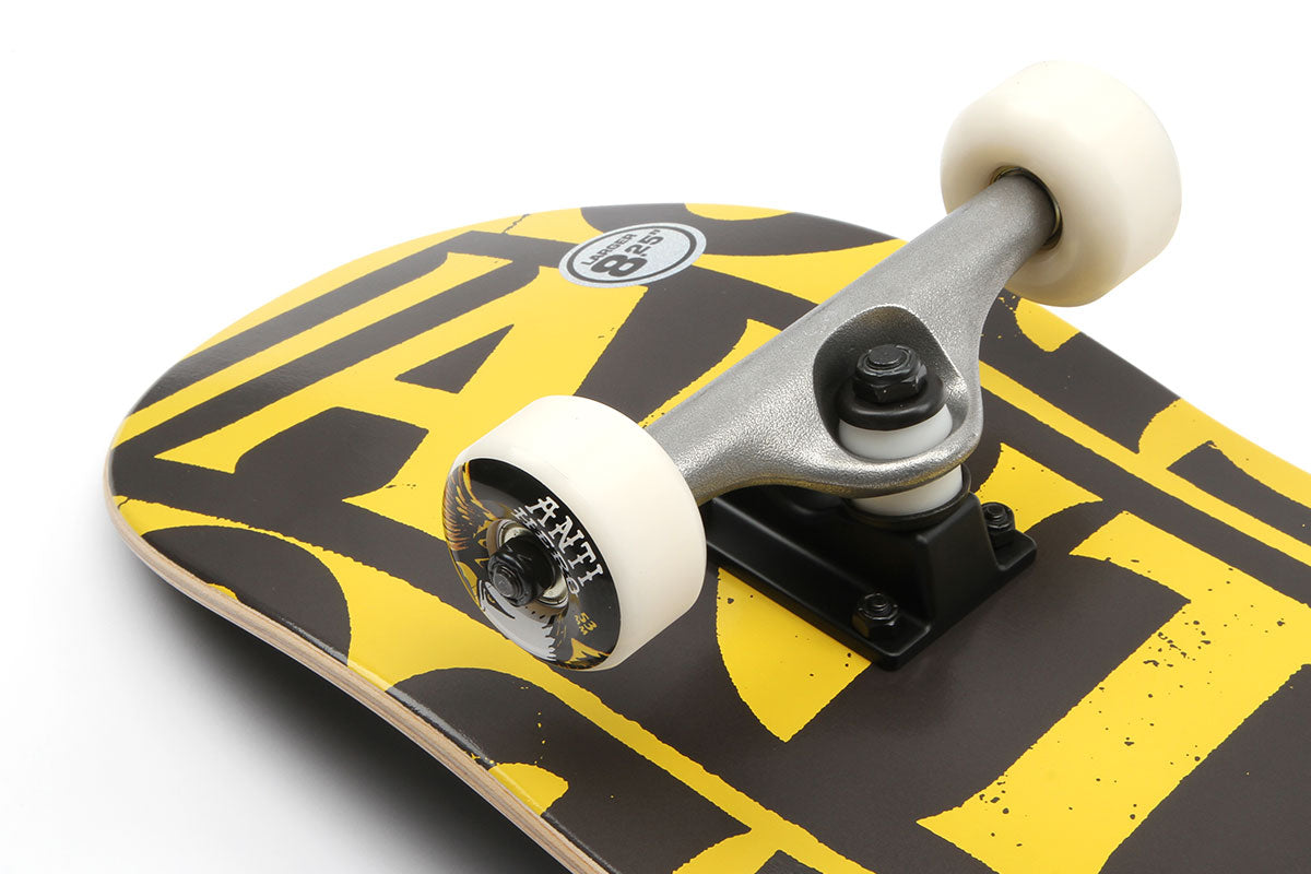 Black Hero Yellow Complete 8.25"