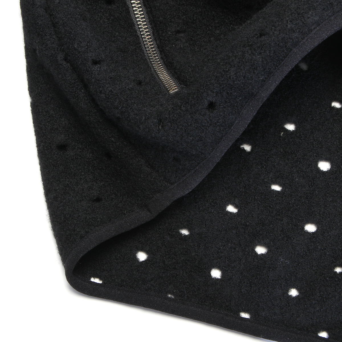 Hole Mock Neck Pullover