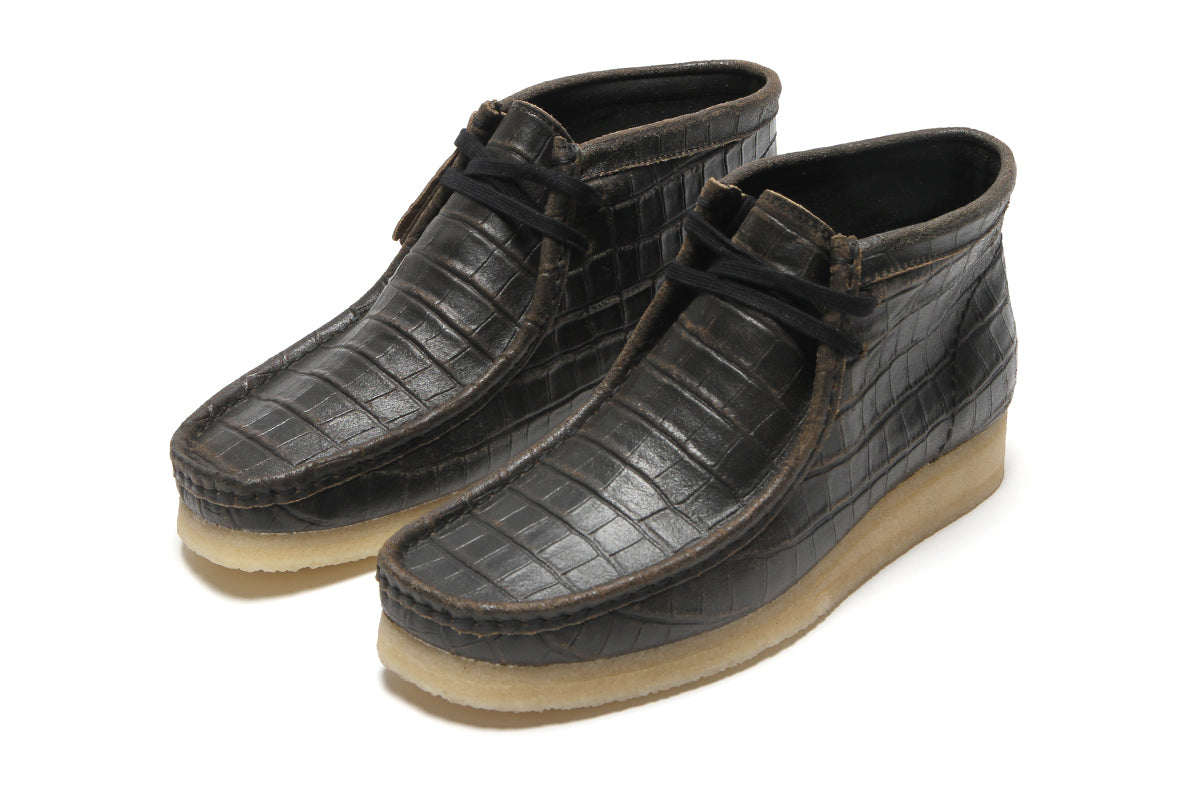 Women's Wallabee Boot Black Crocodile Distress