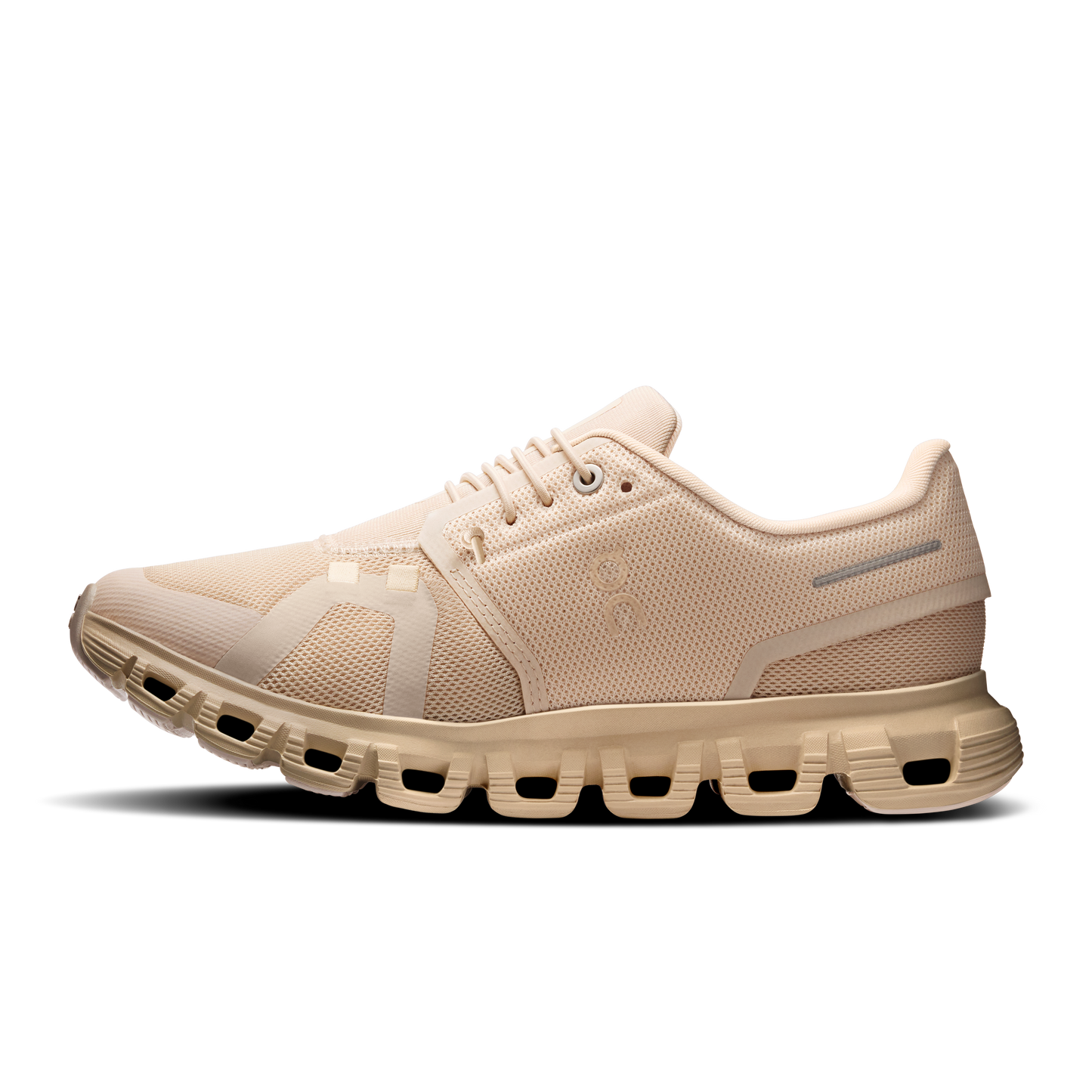 On Running Women's Cloud 6 Shoes - Sand / Sand