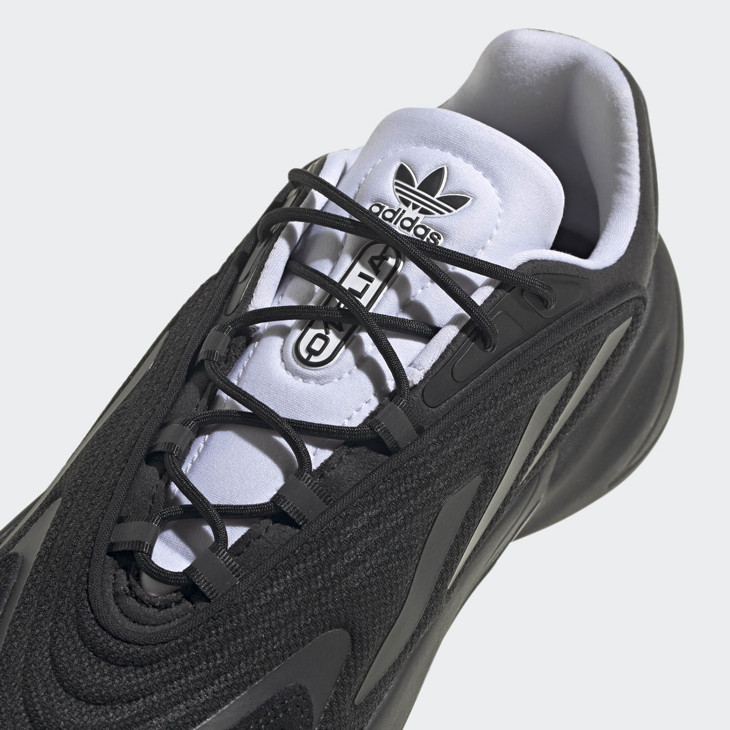 Adidas Men's Ozelia Shoes - Core Black / Ftwr White / Core Black