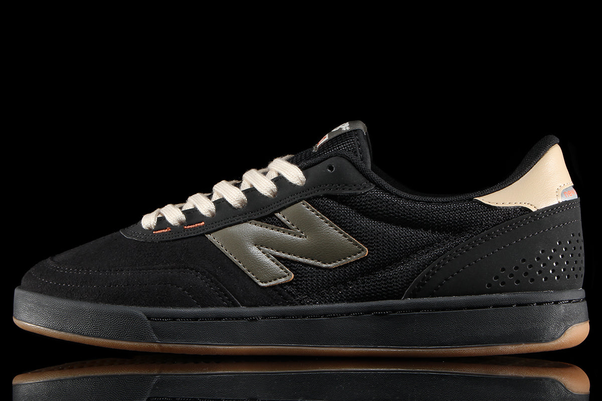 440 V2 - Standard & Wide