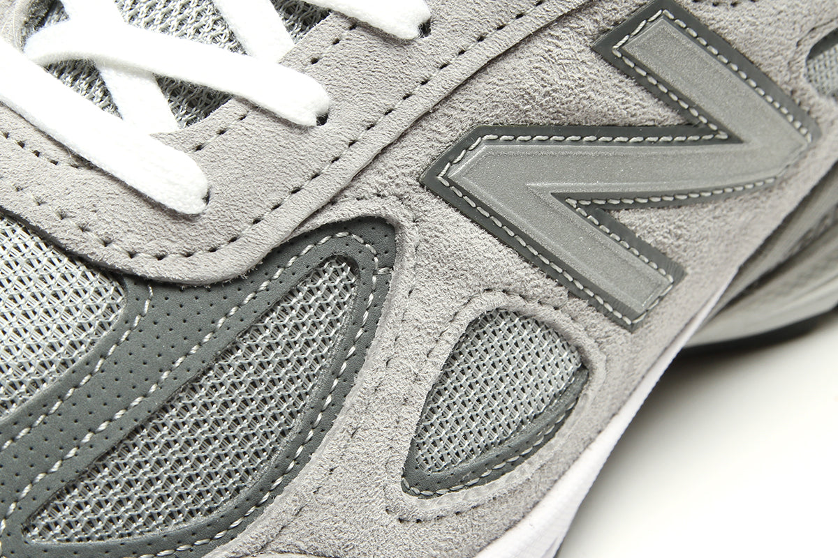 990v4