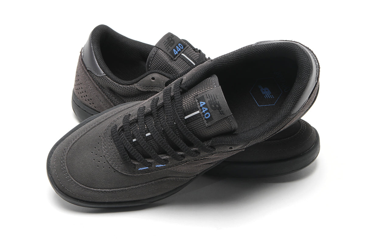 440 V2 - Standard & Wide