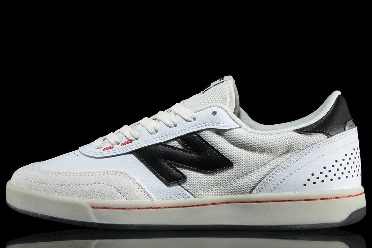 440 V2 - Standard & Wide