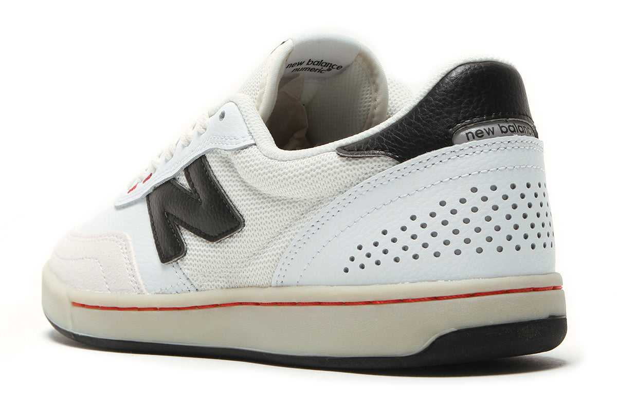 440 V2 - Standard & Wide