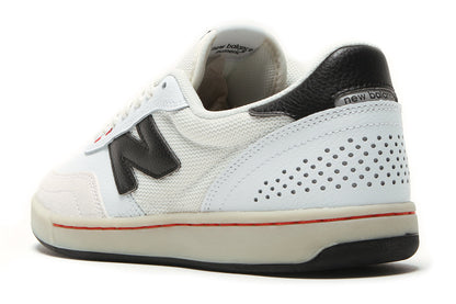 440 V2 - Standard & Wide