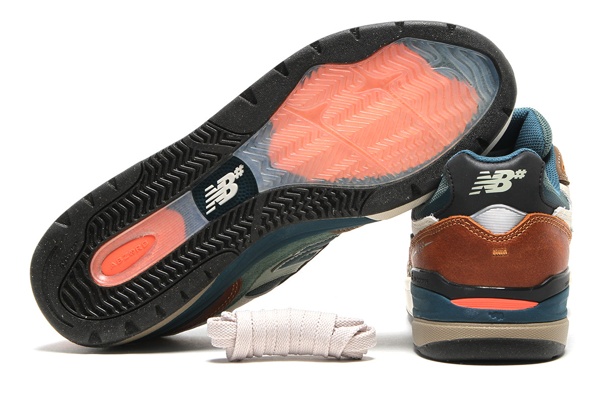 933 - Standard & Wide