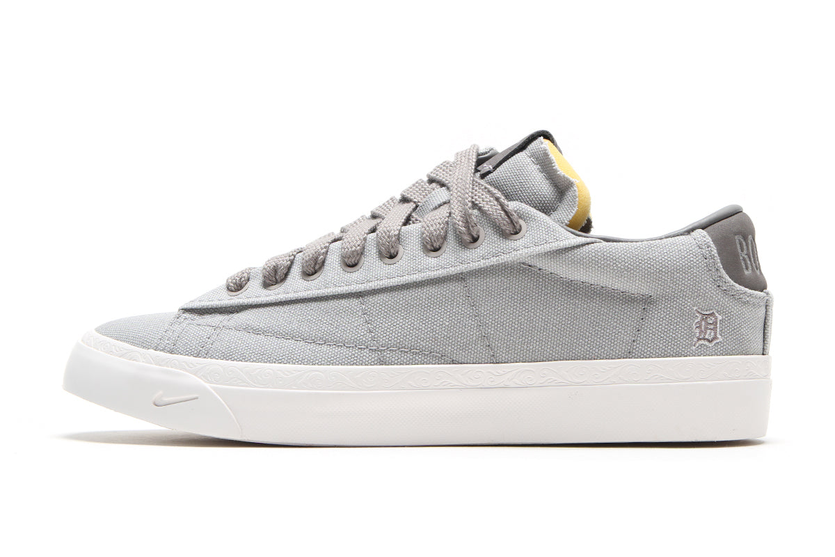 Blazer Low x Devin Booker